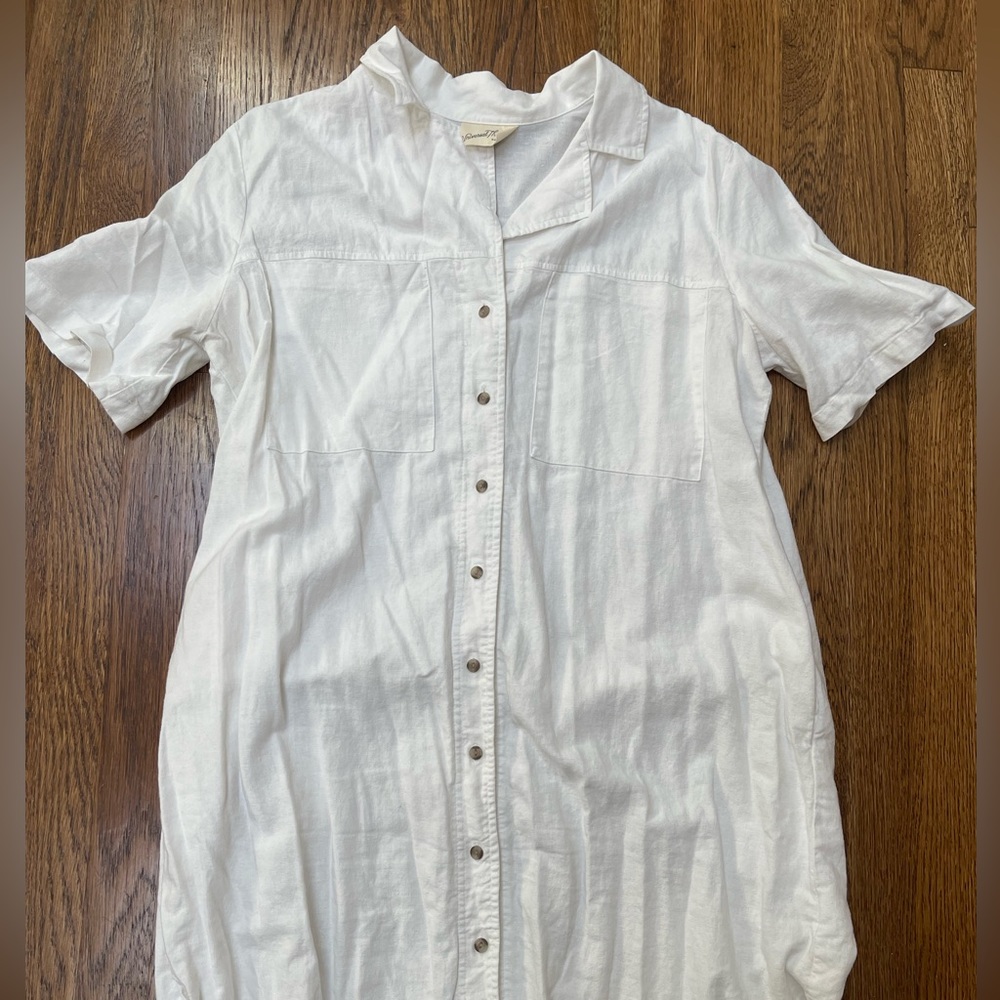 Women’s White Dress by Universal Thread Size Medium